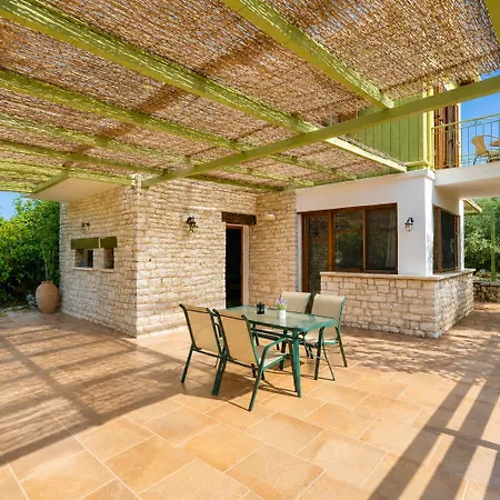 Villa Maistro Sivota