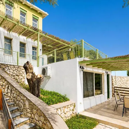 Villa Maistro *