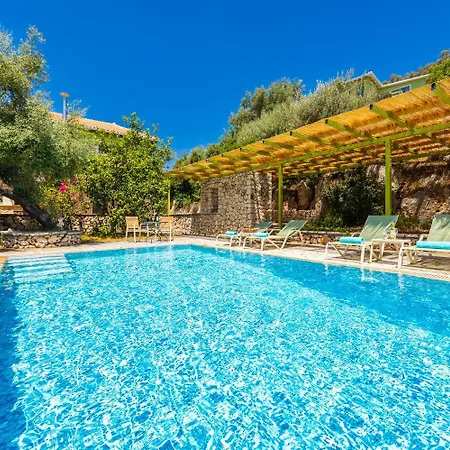 Maistro Villa *